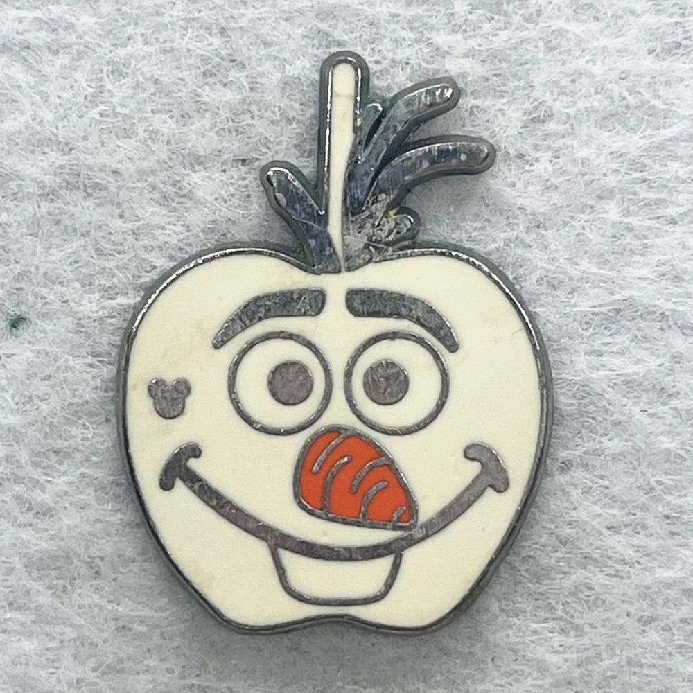 🔮‎ 5/$25 Disney Frozen Olaf Candy Apple Pin